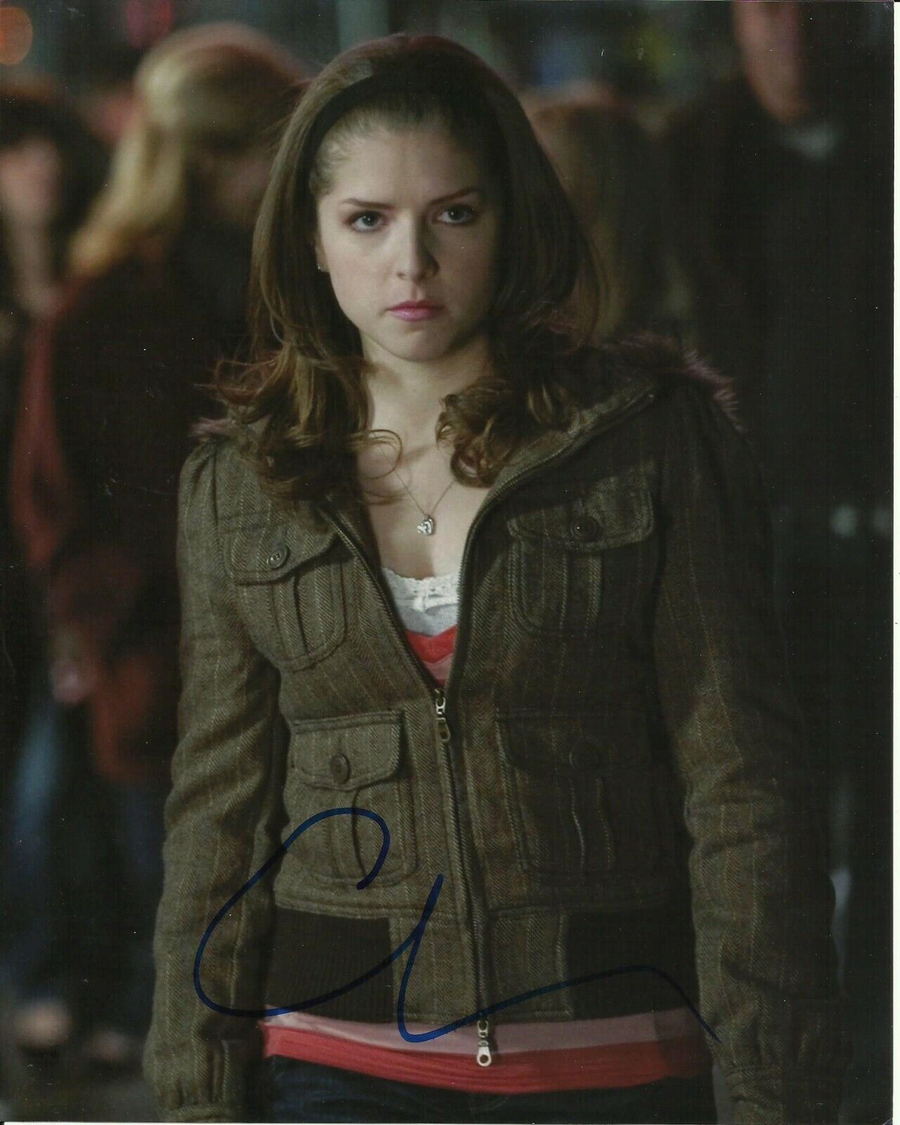 ANNA KENDRICK SIGNED Photo Poster painting UACC REG 242 FILM AUTOGRAPHS