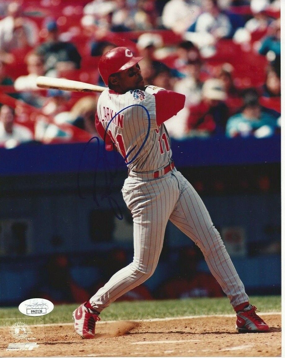 Barry Larkin Autographed 8x10 Cincinnati Reds HOF JSAC157