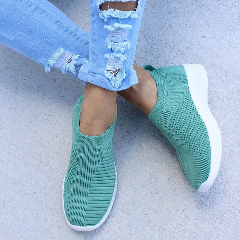 Plus Size 35-43 Women Mesh Flat Sneakers Autumn Female Vulcanized Knitting Shoes Ladies Slip On Breathable Casual Loafers