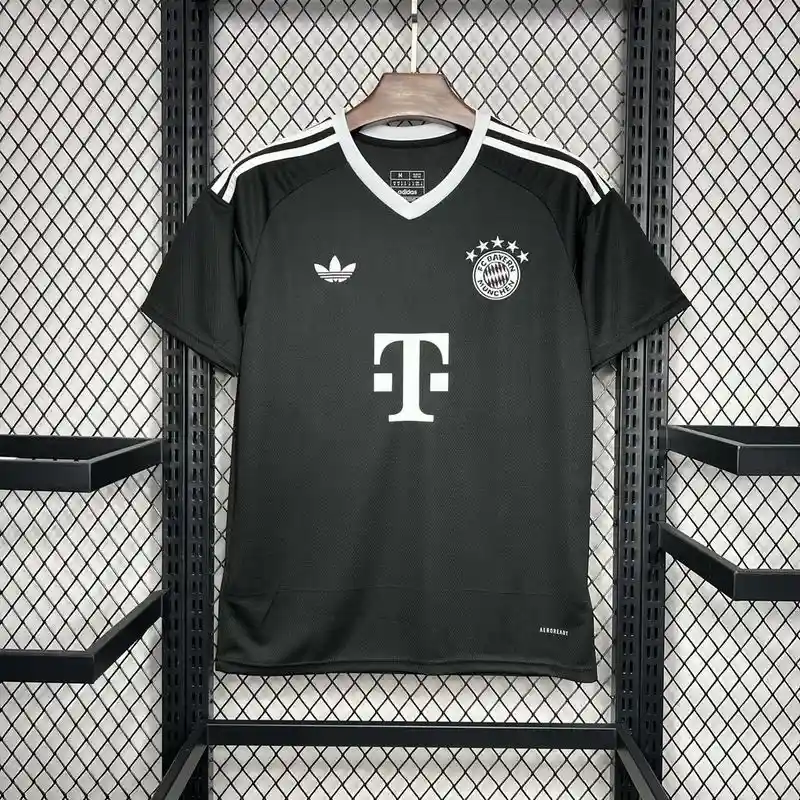 24/25 Bayern Munich Black Training Suit