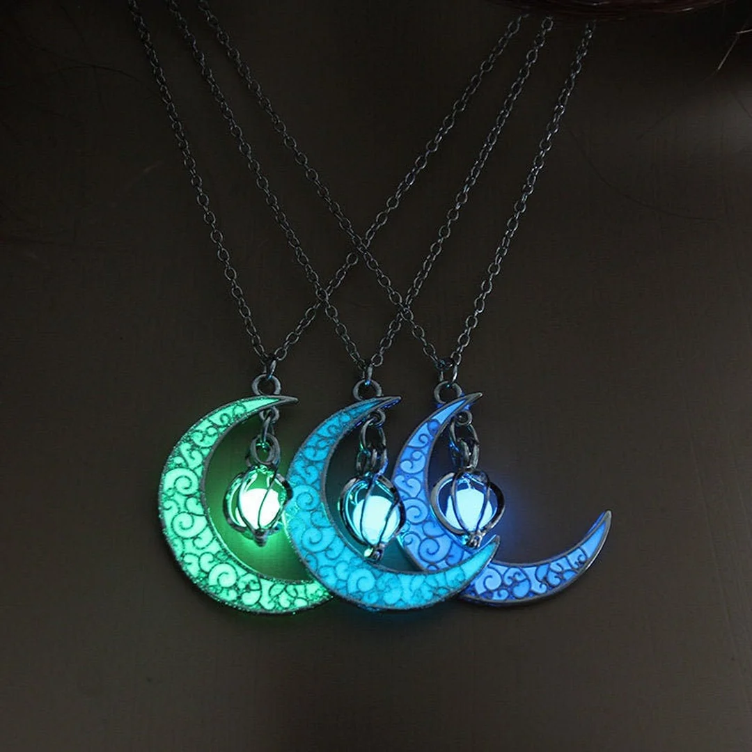  Moon Necklace