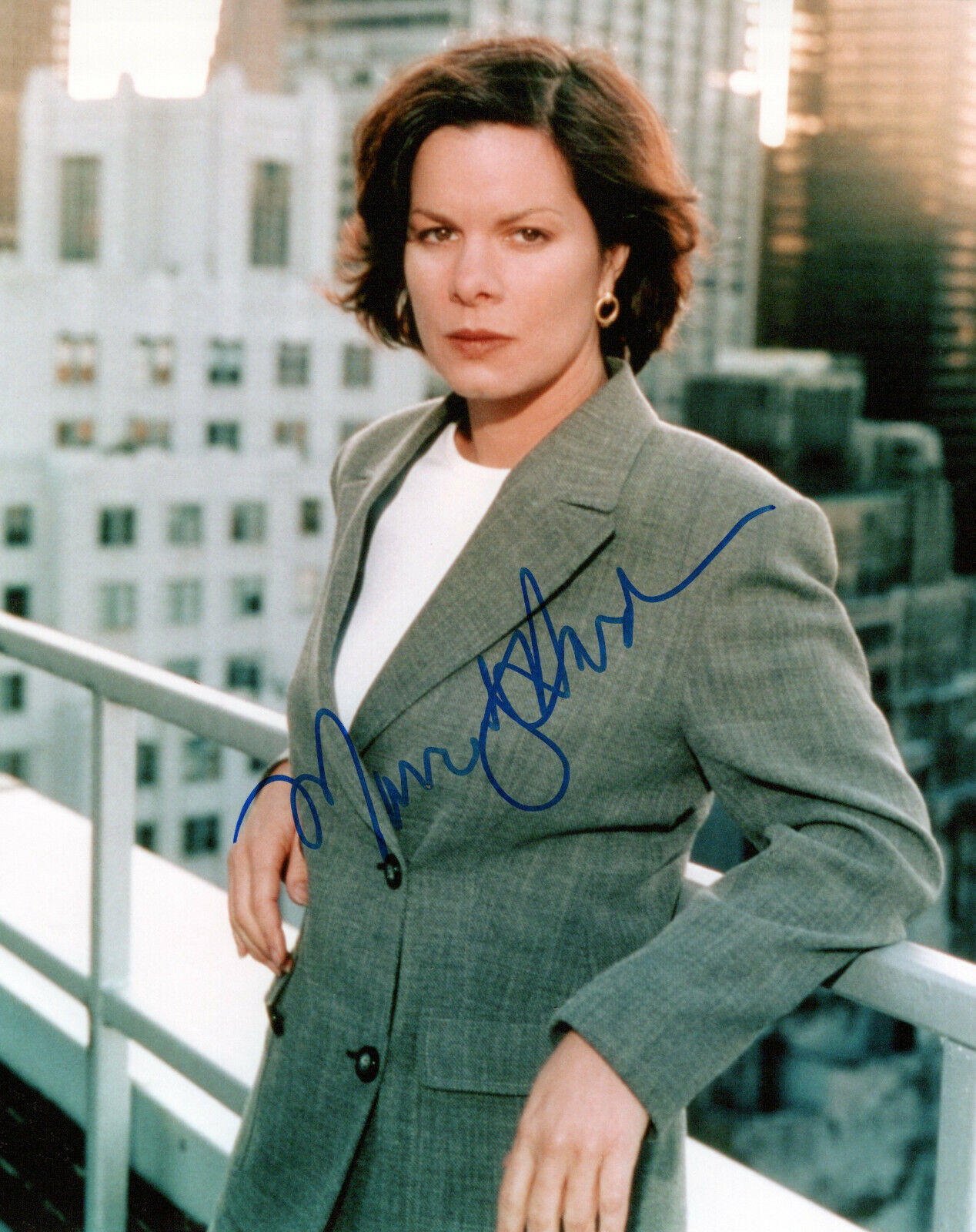 Marcia Gay Harden glamour shot autographed Photo Poster painting signed 8x10 #13