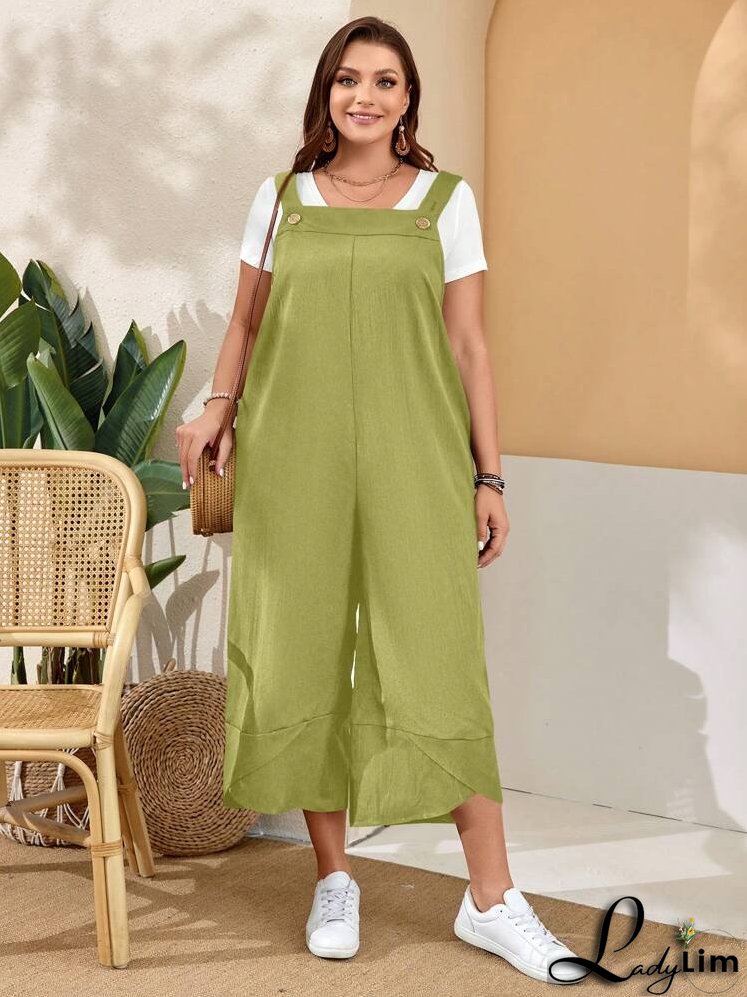 Plus Size Women's Black Overalls With Adjustable Straps, Button Closure And Pockets On Split Legs For Spring