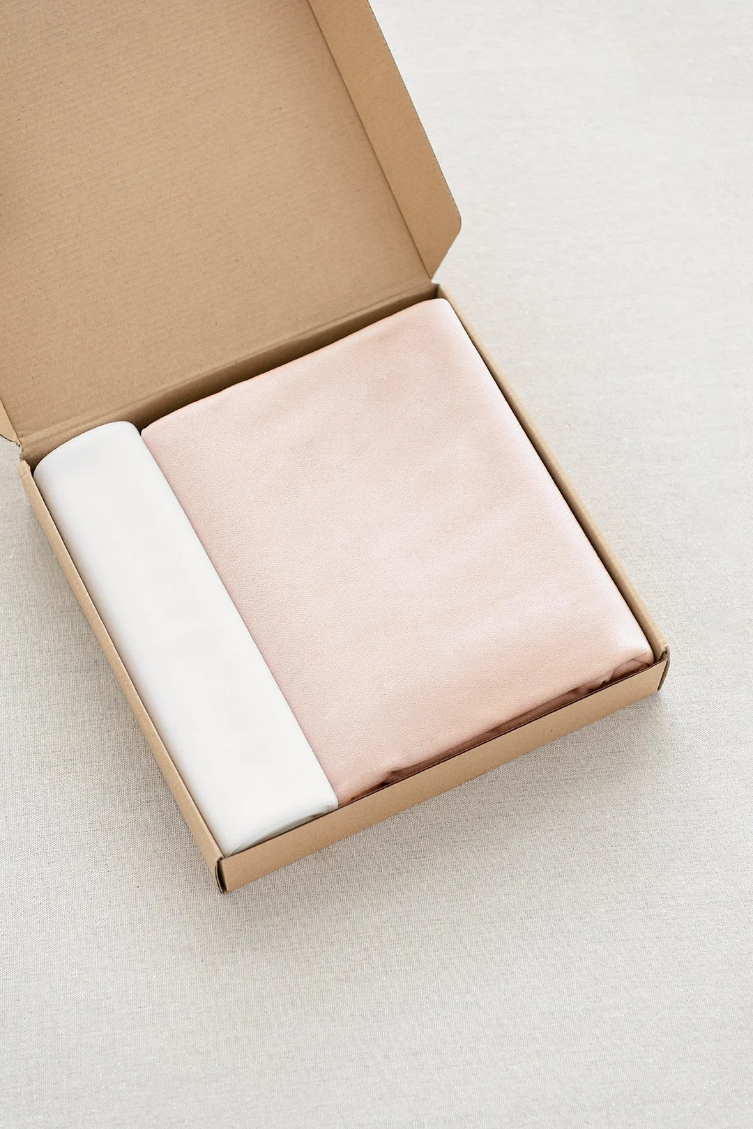 Head Table Floral Swags in Blush & Cream