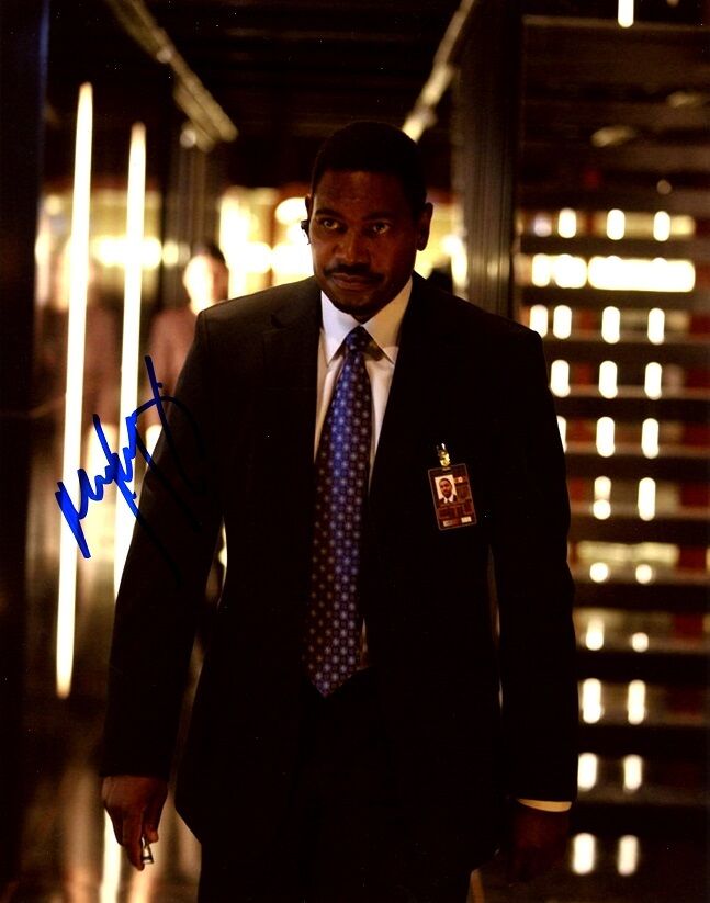 MYKELTI WILLIAMSON In-person Signed Photo Poster painting - FORREST GUMP / 24