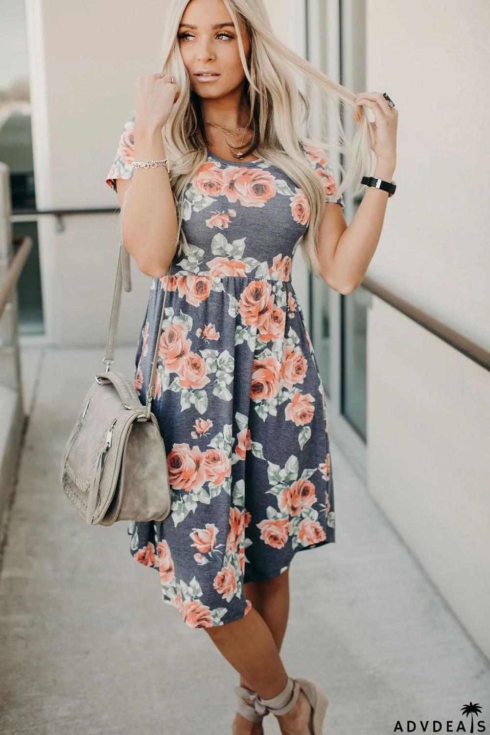 Floral Print Short Sleeve Pleated Mini Dress