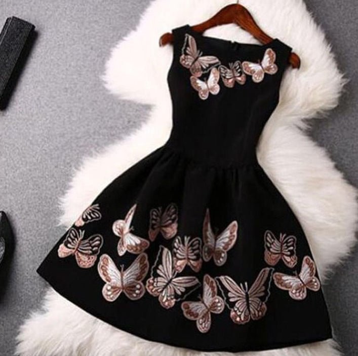 Round Neck Sleeveless Butterfly Printed Waist-controlled Large Swing Dress Original