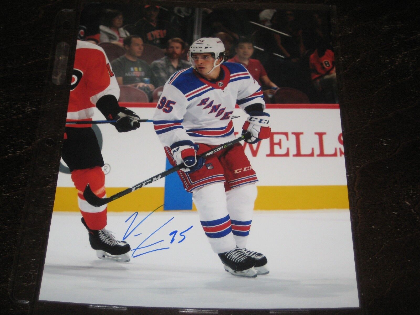 VINNI LETTIERI autographed NY NEW YORK RANGERS 8X10 Photo Poster painting