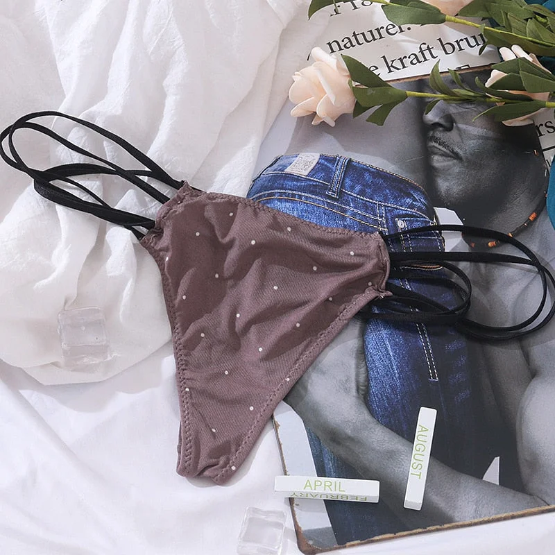 European Style Thong Sexy Leopard Ice Silk Panties Low Waist Seamless Comfort T-Pants Fashion Ribbon Hollow Out G-StringLingerie