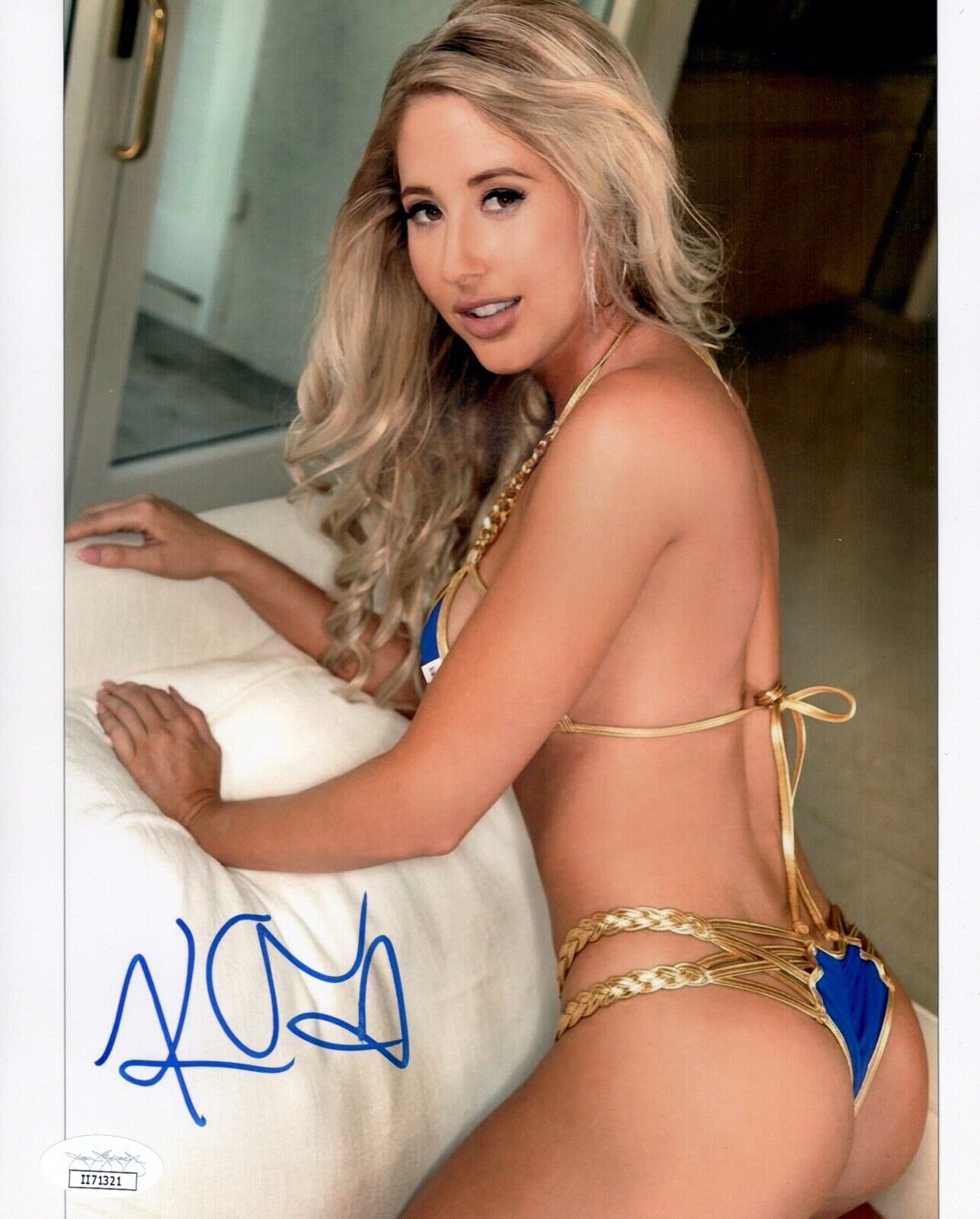 KRISTIN DANIELLE Signed SEXY Maxim Model 8x10 Photo Poster painting Autograph JSA COA Cert