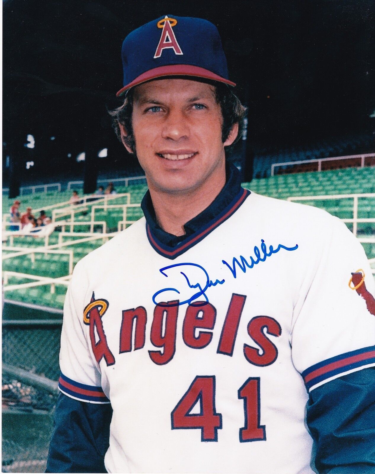 DYAR MILLER CALIFORNIA ANGELS ACTION SIGNED 8x10