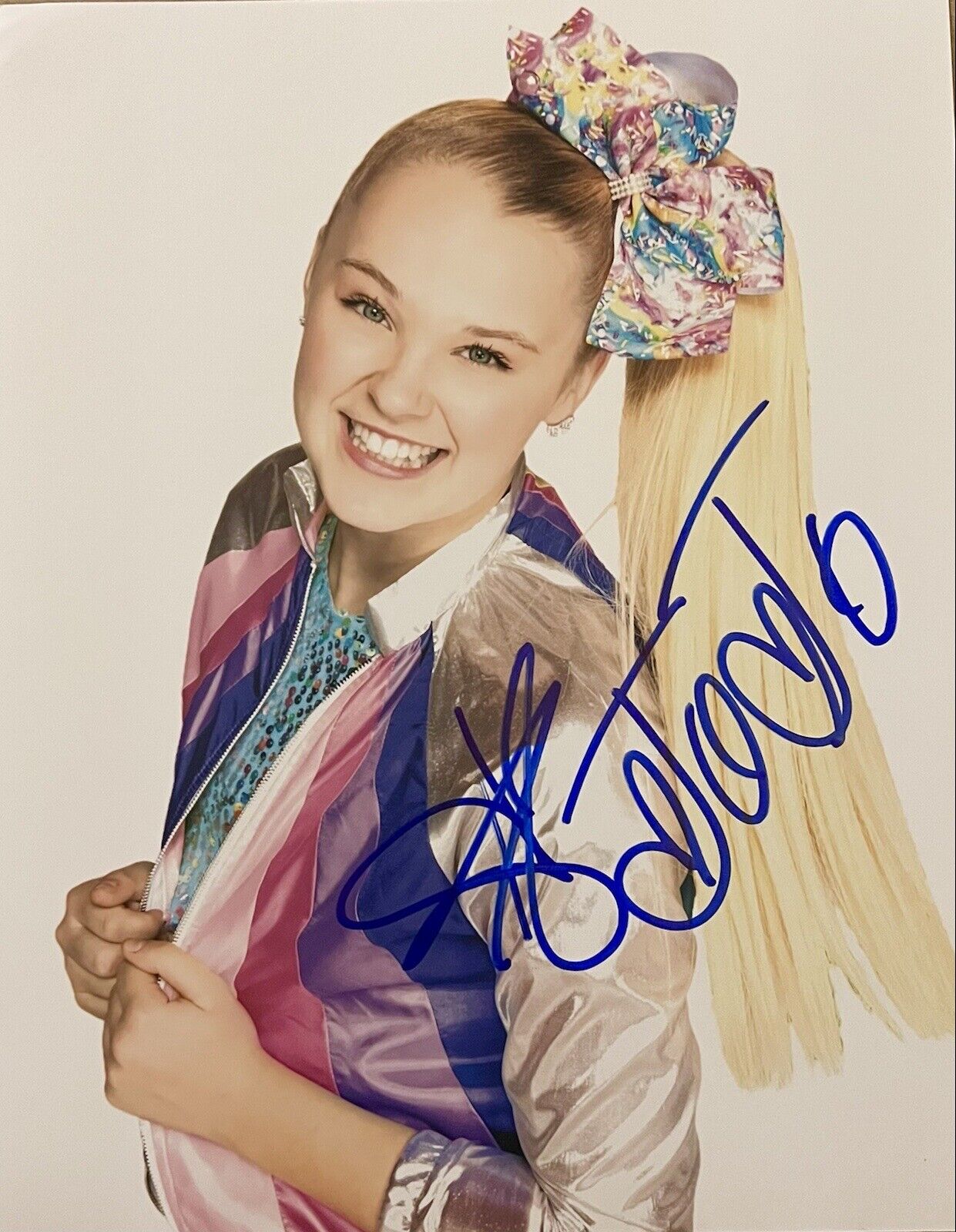 JoJo Siwa signed autographed 8x10 Color Photo Poster painting