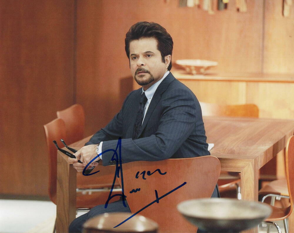 ANIL KAPOOR SIGNED AUTOGRAPH 8X10 Photo Poster painting - SLUMDOG MILLIONAIRE, BOLLYWOOD STAR