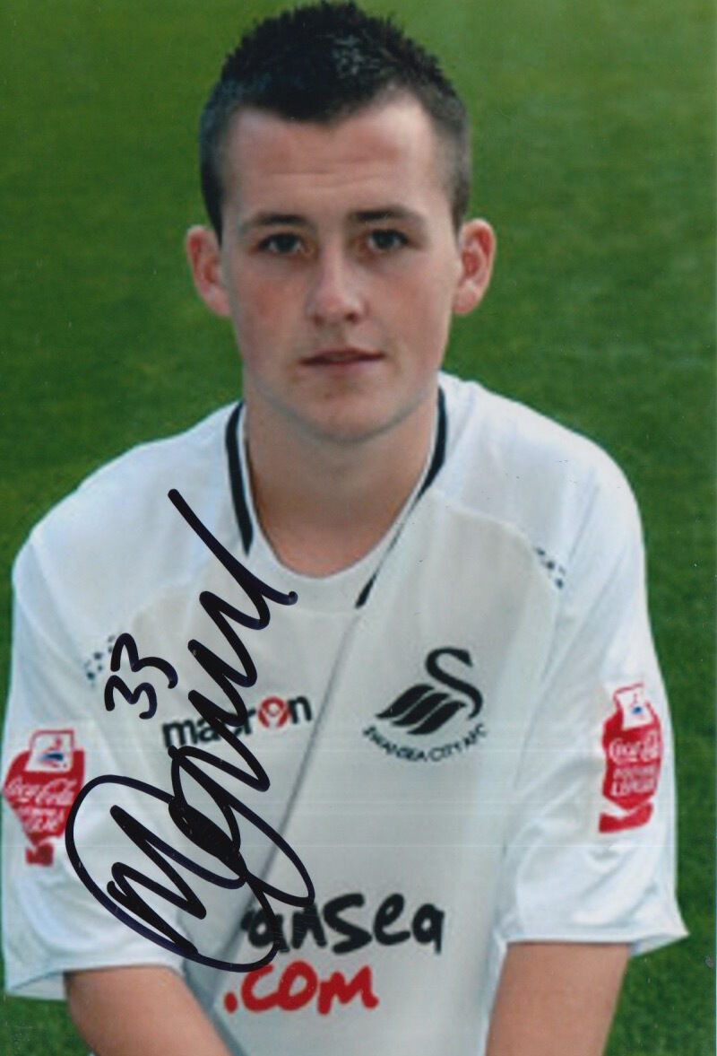 SWANSEA CITY HAND SIGNED KERRY MORGAN 6X4 Photo Poster painting 1.