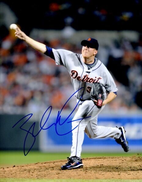 Signed 8x10 ZACK MINER Detroit Tigers Autographed Photo Poster painting - COA