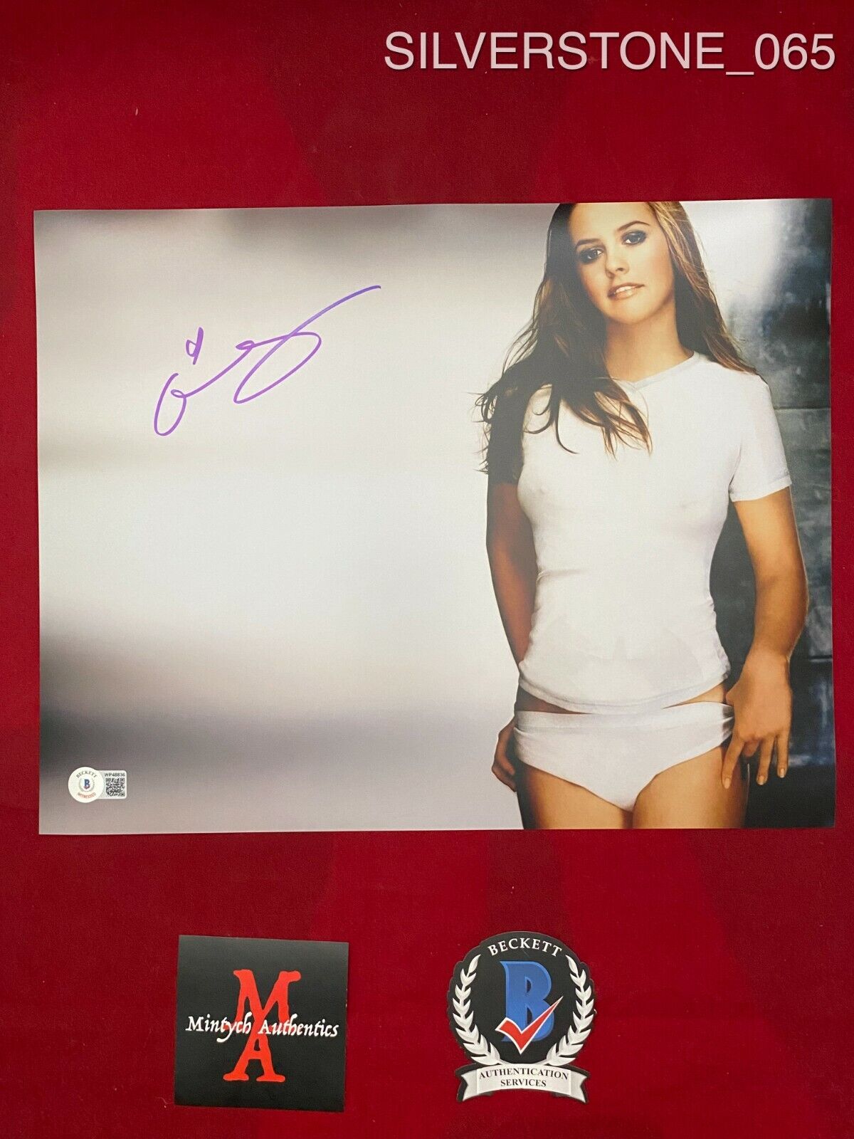 ALICIA SILVERSTONE AUTOGRAPHED SIGNED 11x14 Photo Poster painting! SEXY! BECKETT COA!