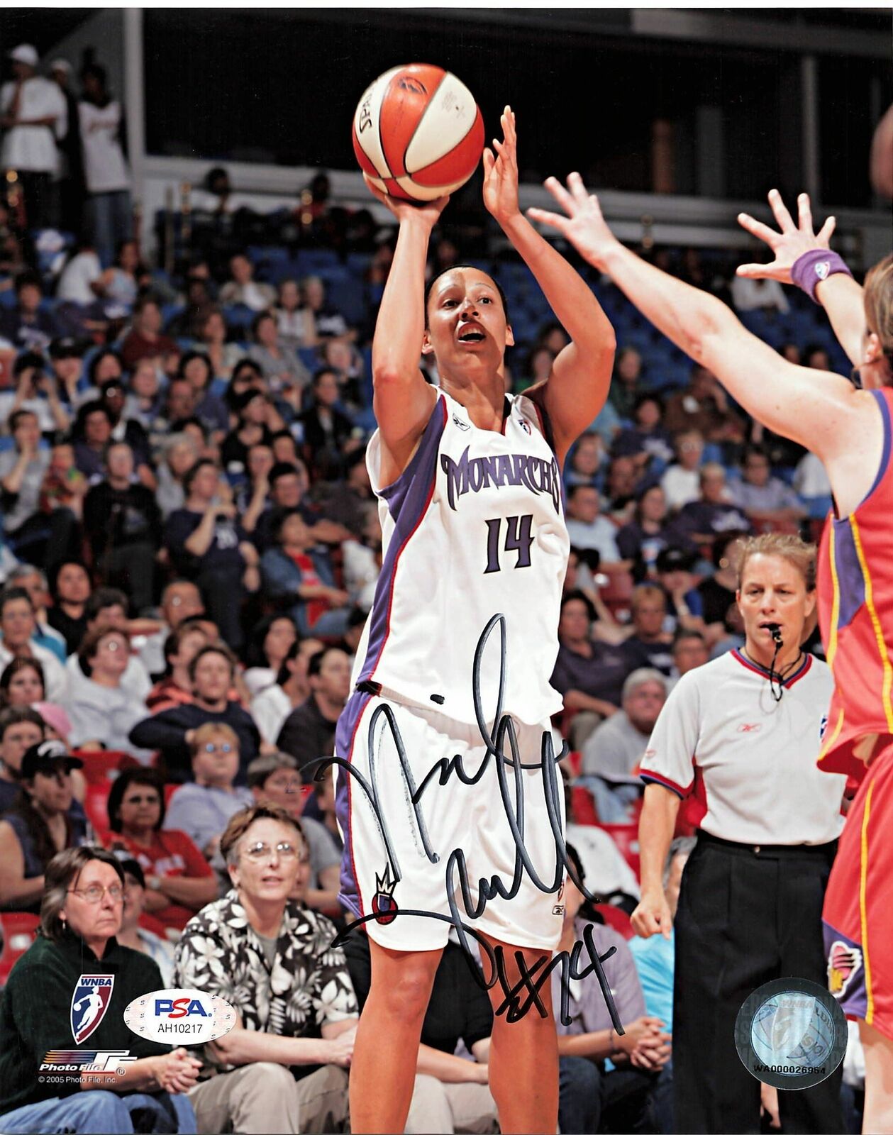 Nicole Powell Signed 8x10 Photo Poster painting WNBA PSA/DNA Autographed Sacramento Monarchs