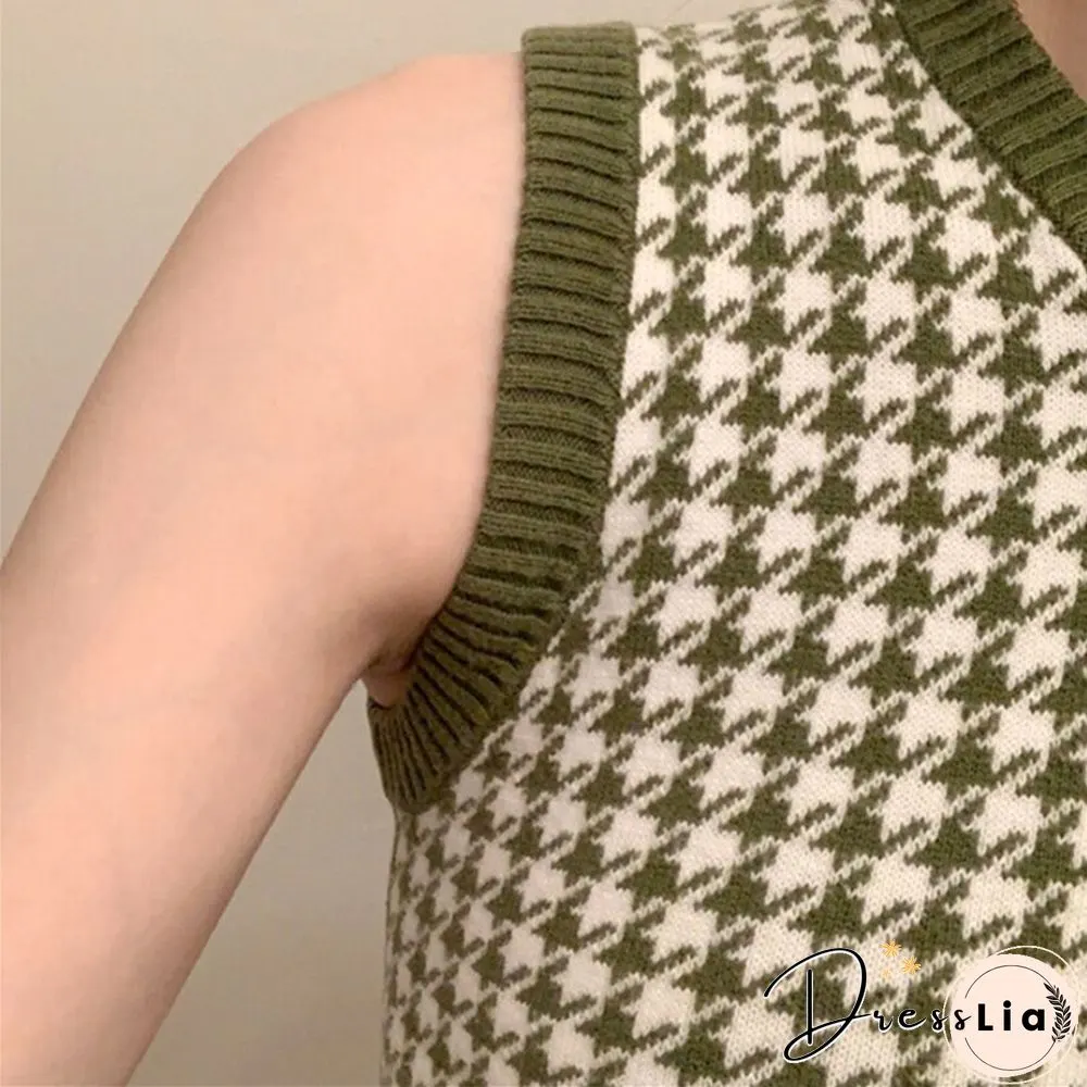 Women Sweaters Knitted Vest Sleeveless Pattern V-neck Tank Top Vintage Ladies Sweaters Top Streetwear All-match Clothes
