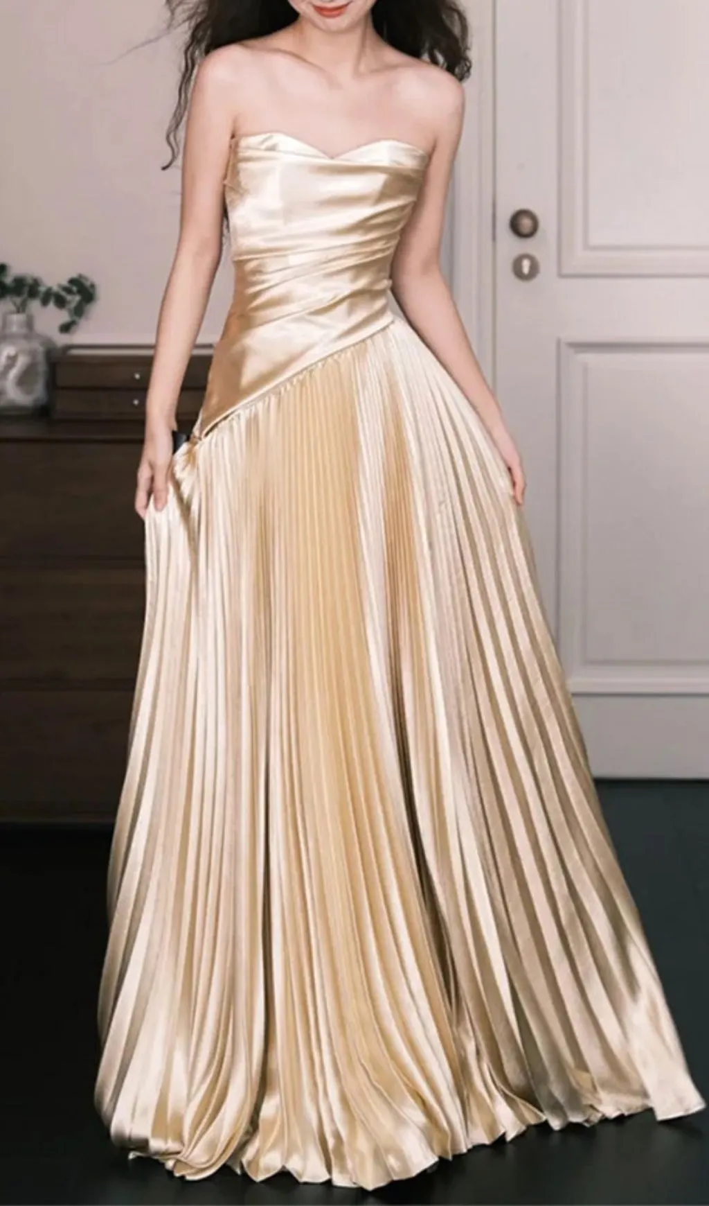 Fashionslee Women Kristy Gold Strapless Pleated Maxi Dress