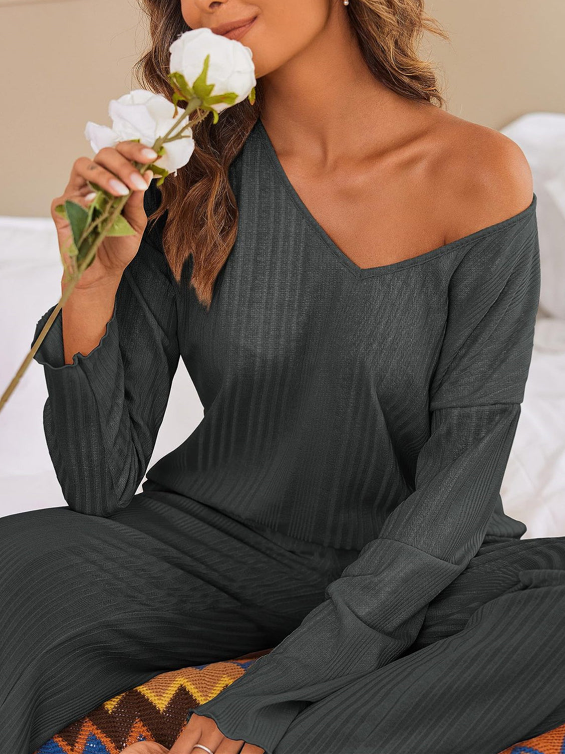 Women Half Sleeve V-neck Solid Color Dress