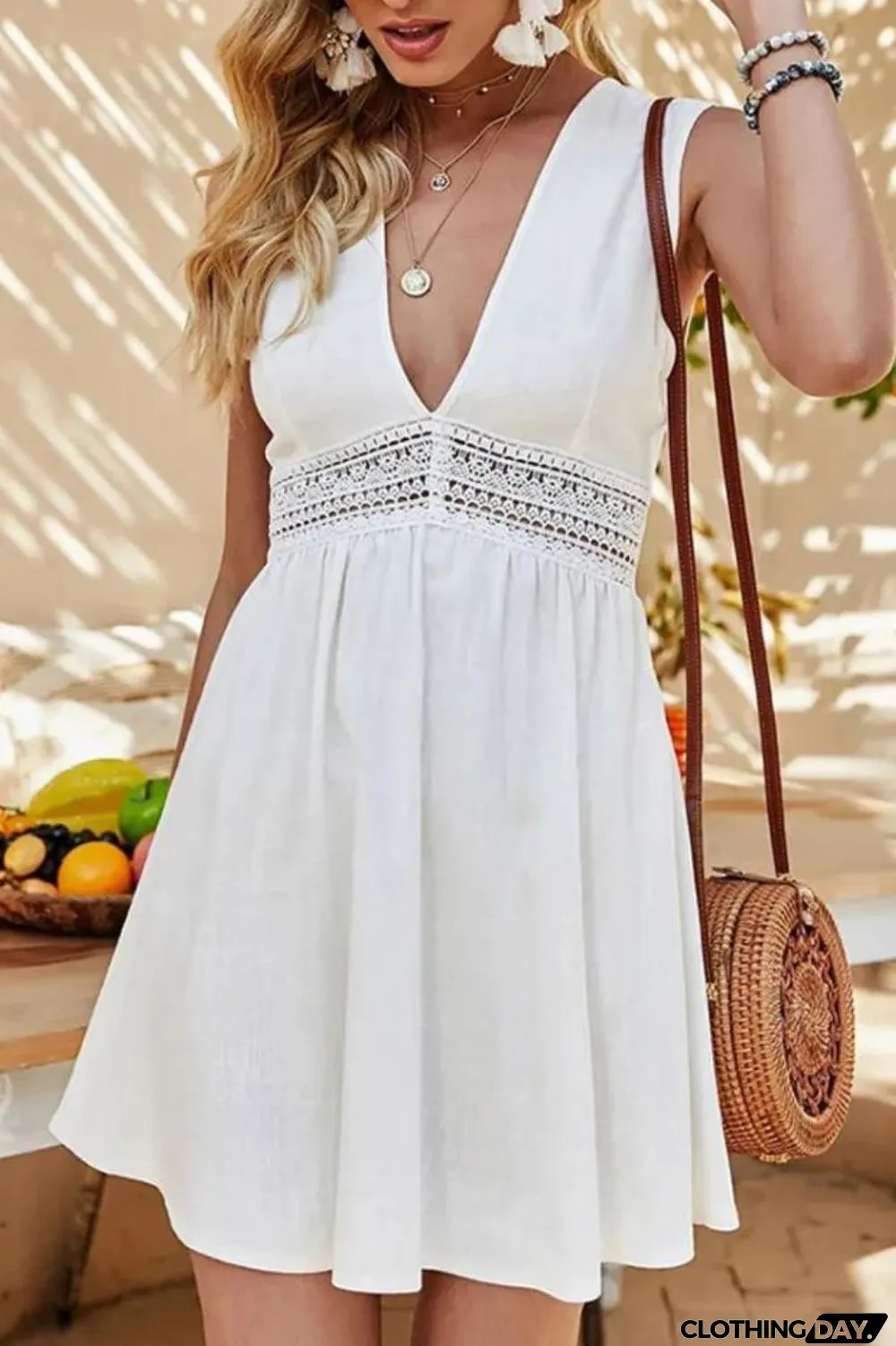 Fashion Bohemian V-neck Lace Sleeveless Hollow Casual Dress