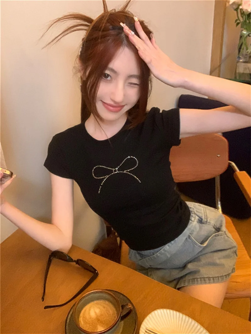 Brownm Brownm Summer Hot Girls Short Sleeve T-Shirt Women's Crop Black Bow Hot Diamond Slim Short Top Tide