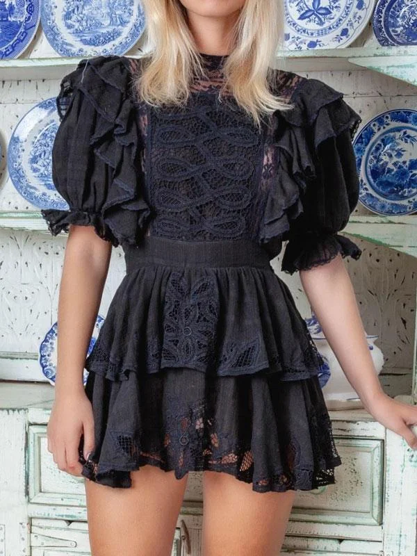 Short sleeve frill dress