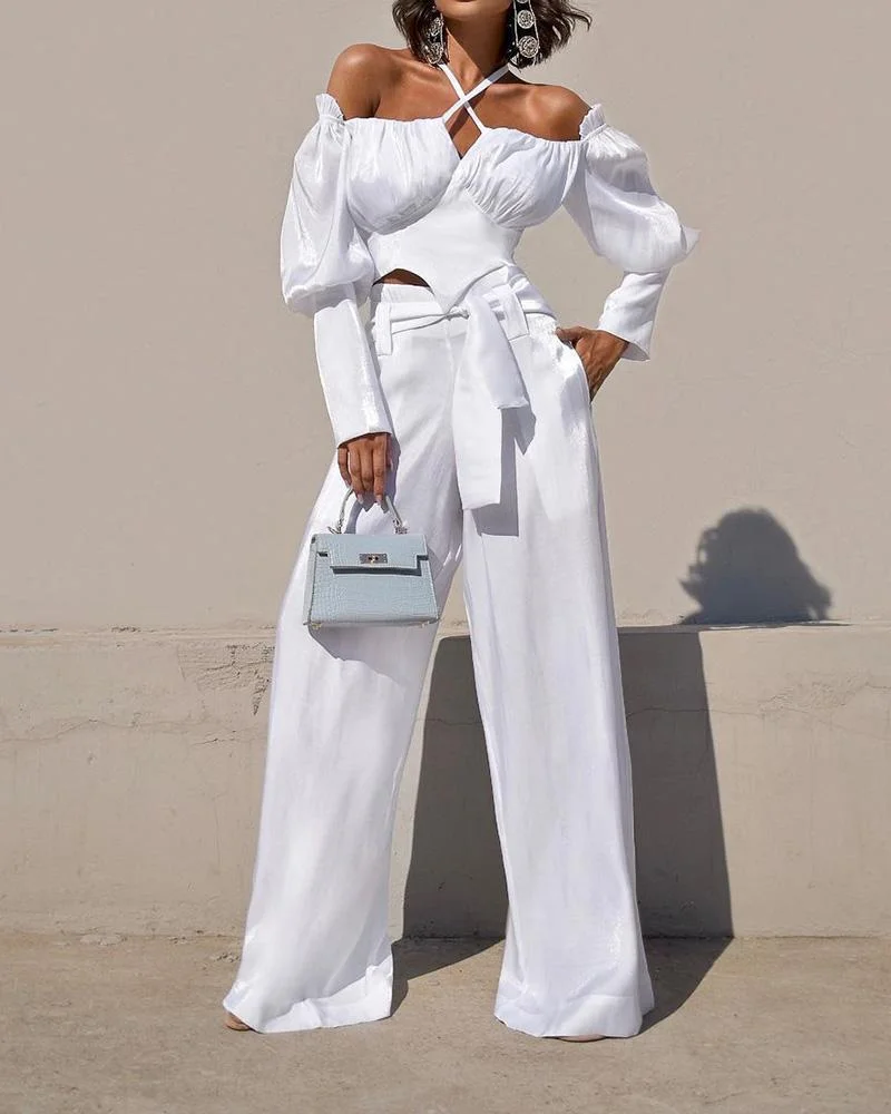 TWO-PIECE HALTER NECK LONG SLEEVE SUIT