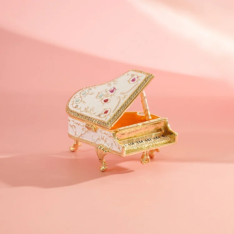 Luxurious Romantic Piano Enamel Ring Jewelry Box