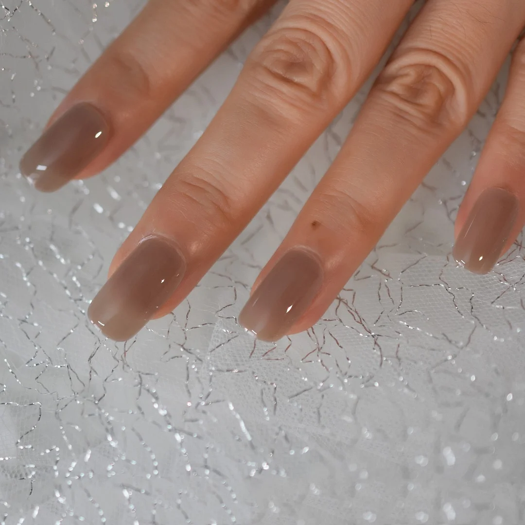 Gel Press On Nails Full Cover Fake Nail Art Medium Round Short Khaki Simple Design False Artificial Nail Professional Manicure-Nail Inspo