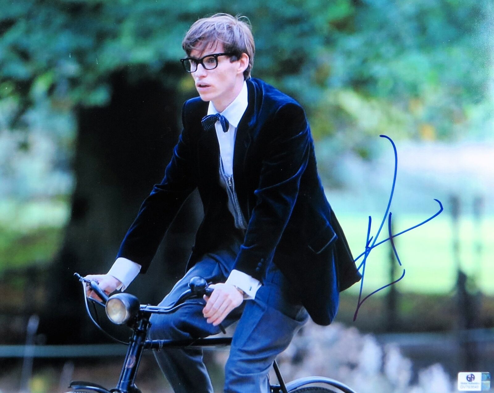 Eddie Redmayne Signed Autographed 11X14 Photo Poster painting The Theory of Everything GV793649