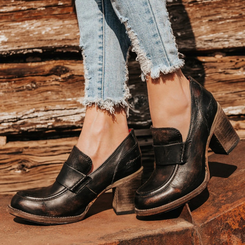 Retro Round Toe Chunky Heel Ankle Boots