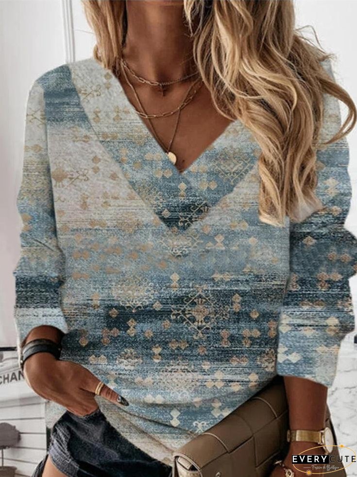 Fashion Printed V-Neck Long Sleeve T-Shirt