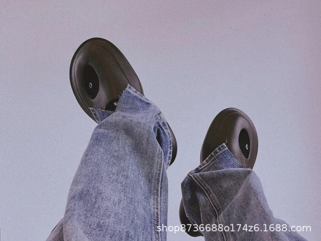 Summer Men Slippers Quick Dry Casual Shoes Beach Sandals Non-Slip Slides Massage Slippers Home Bathroom Flip Flops For Women