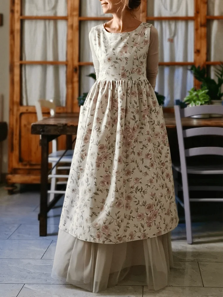 Romantic Apron with Country Roses