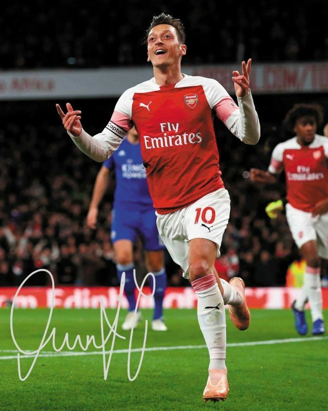 Mesut Ozil - Arsenal Autograph Signed Photo Poster painting Print