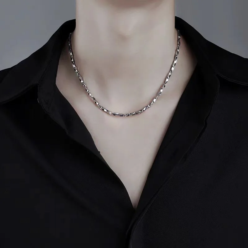 Unisex Lake Titanium Steel Trendy Versatile Collarbone Chain