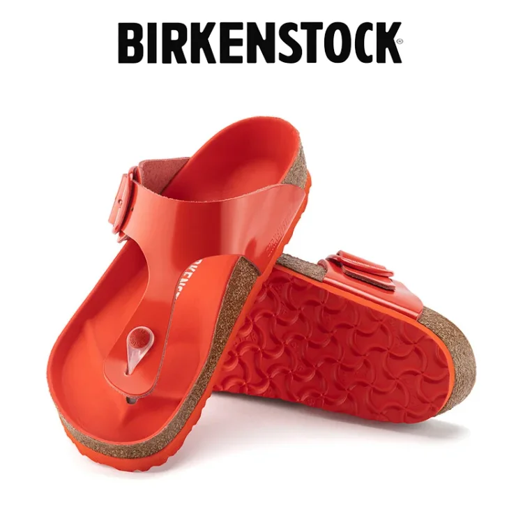 Najnovšie letné papuče Birkenstock v prírodnej lakovanej koži