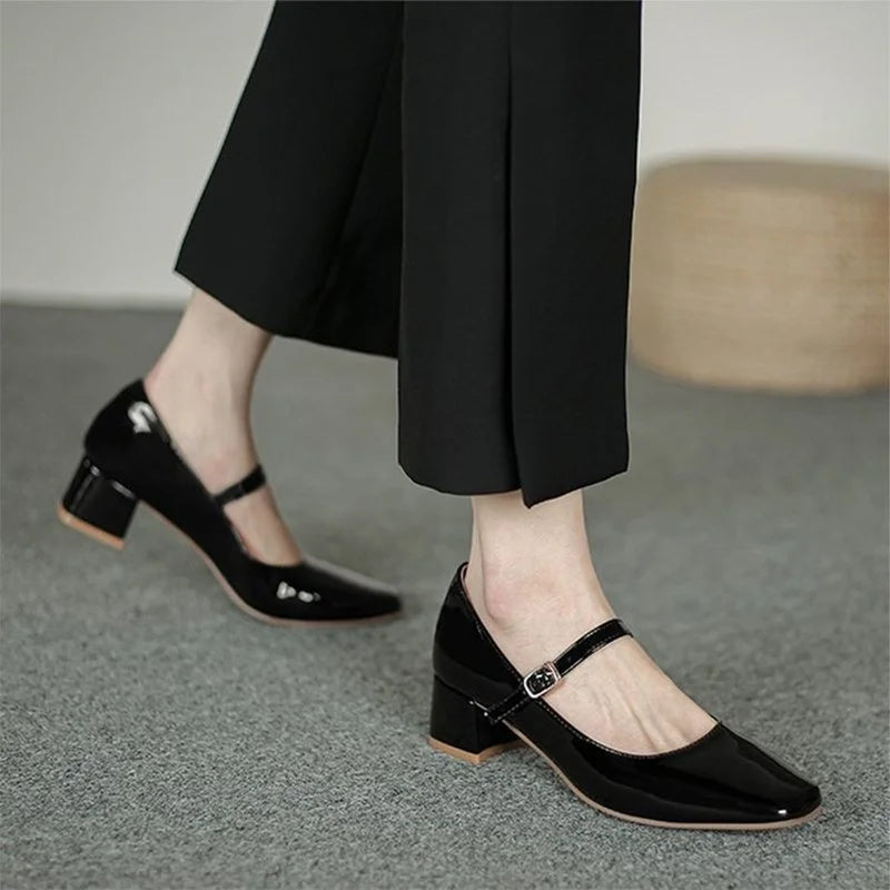 New Women's Red Black Mary Janes Shoes High Quality Leather Low Heel Dress Shoes Square Toe Shallow Buckle Strap Women's Shoes Aiertu