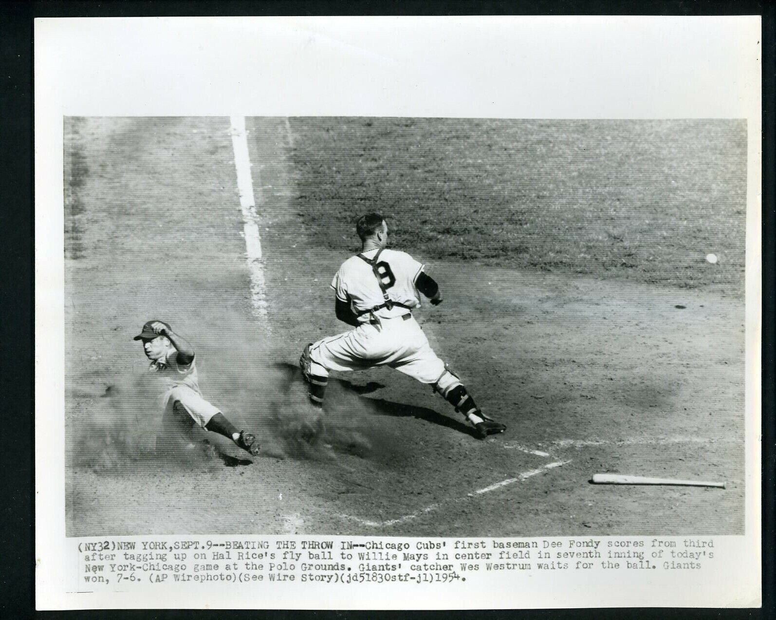 Wes Westrum & Dee Fondy 1954 Press Photo Poster painting New York Giants Chicago Cubs