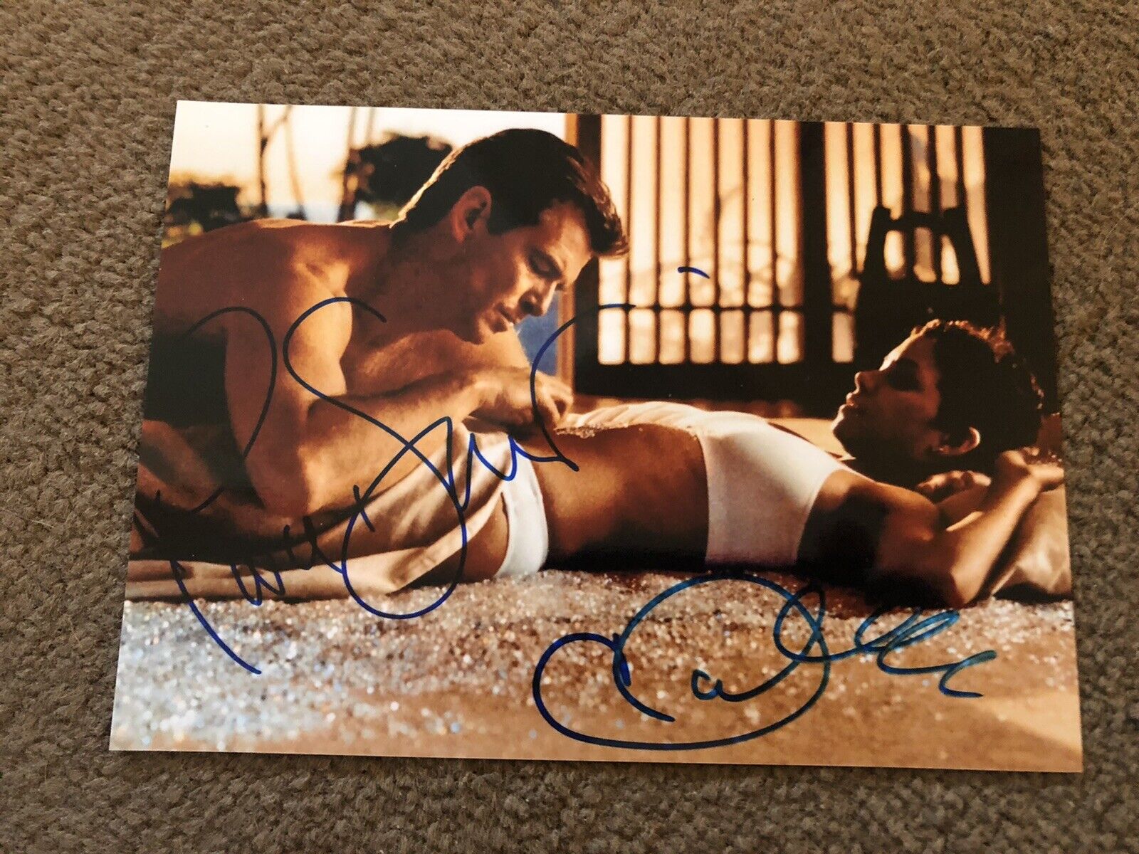 PIERCE BROSNAN & HALLE BERRY (JAMES BOND) PRESIGNED Photo Poster painting- 7x5”