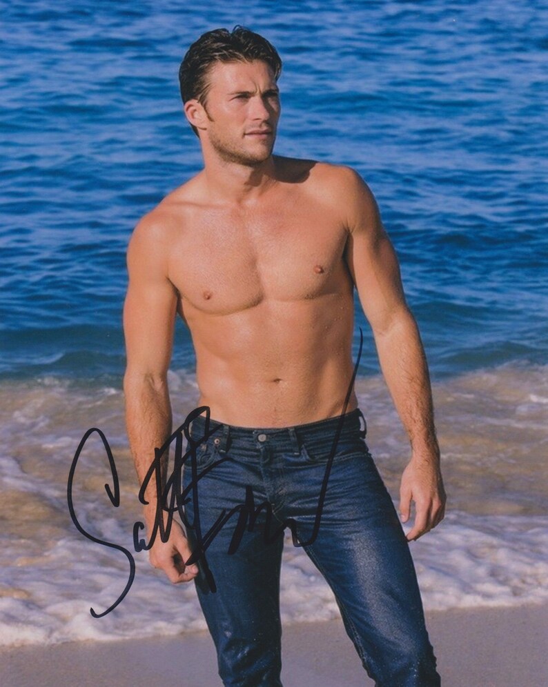 Scott Eastwood Signed Autographed Glossy 8x10 Photo Poster painting - COA Matching Holograms