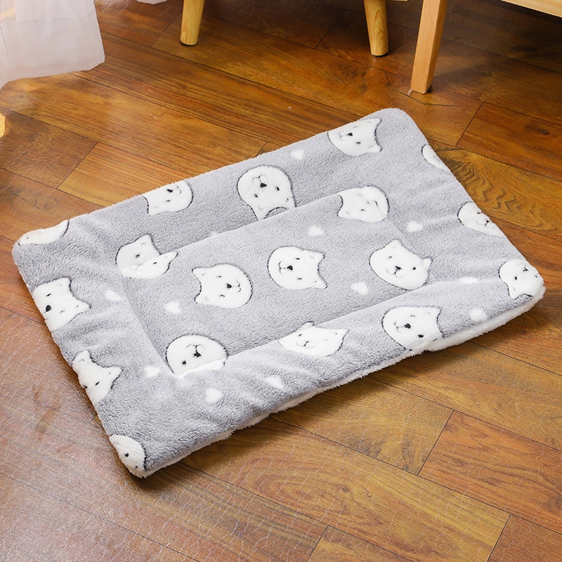 Spot Pet Sleeping Mat Thickened Autumn And Winter Warm Mat Cat Dog Universal Blanket Mat Pet Supplies