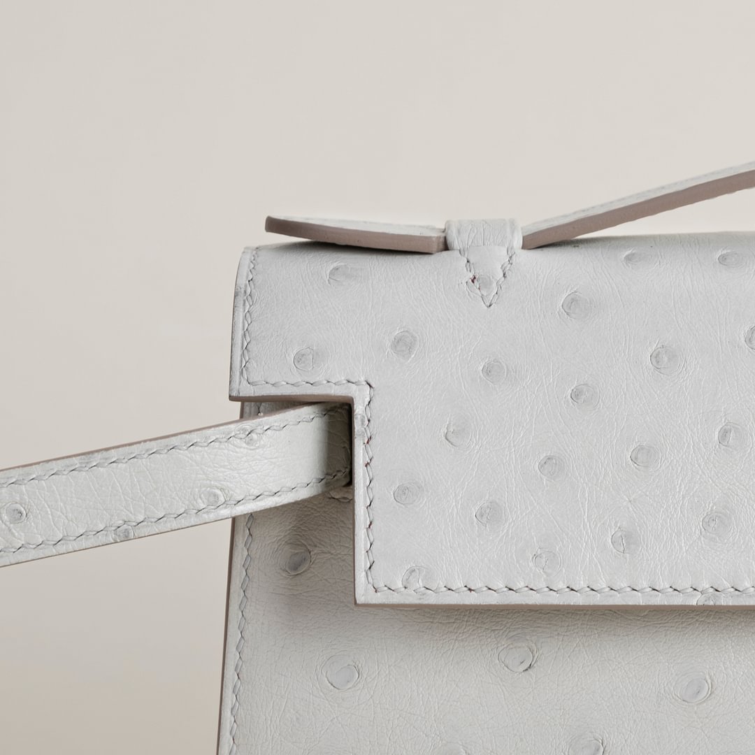 Kelly pochette Ostrich 80 Pearl gray PHW