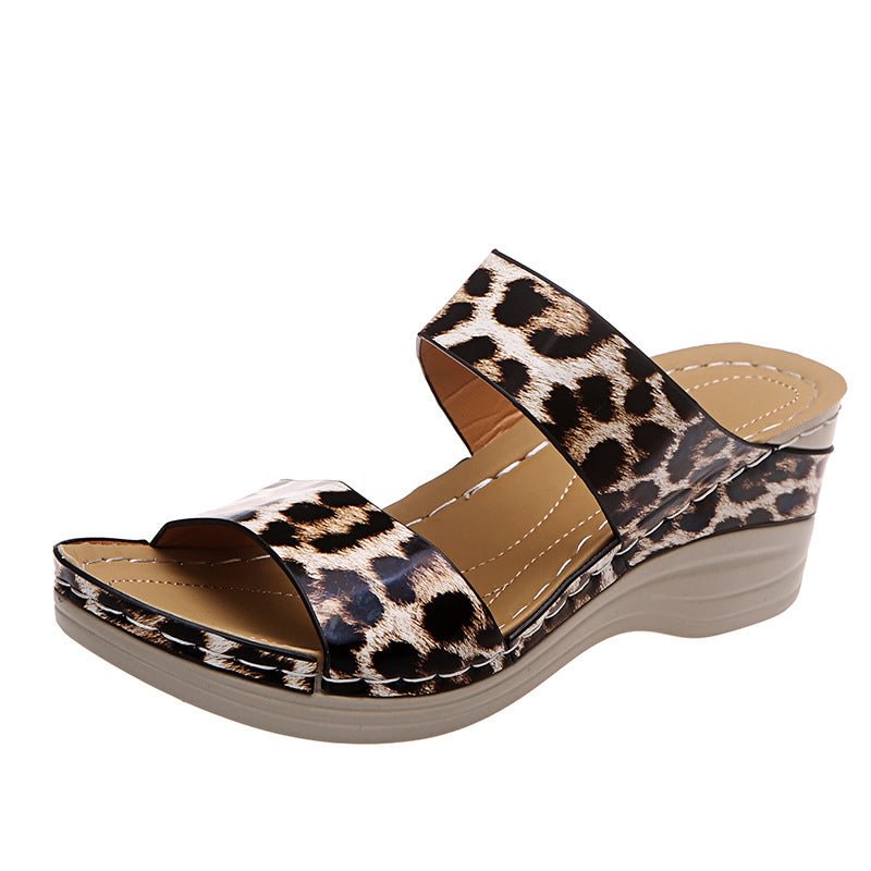 2022 New Leopard Print Leather Wedge Soft Sole Sandals