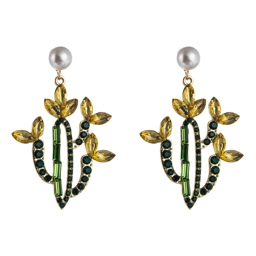 Dvacaman INS Fashion Green Color Beaded Cactus Drop Earrings for Women Boho Weave Rattan Cactus Round Earrings Statement Jewelry