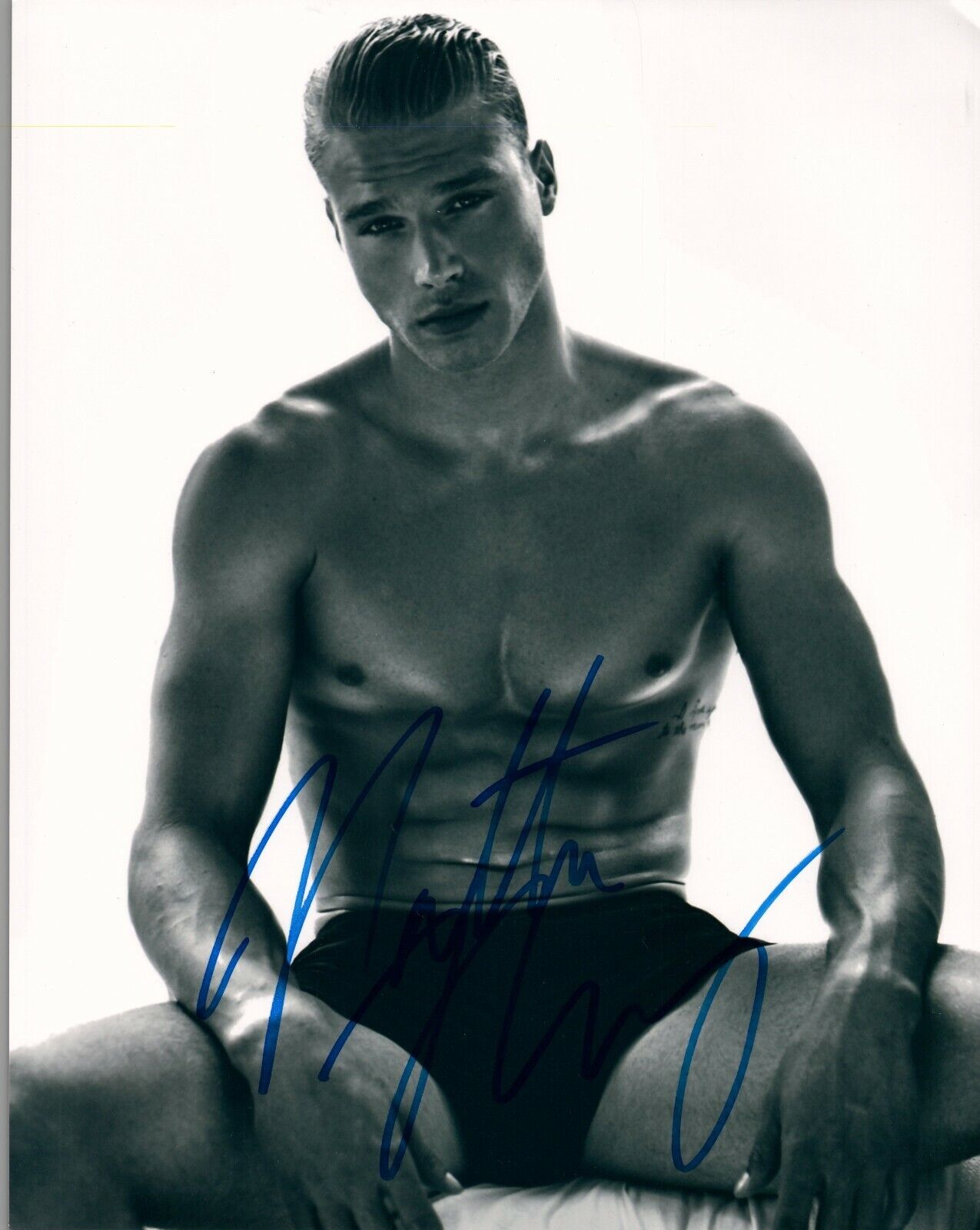 Matthew Noszka Shirtless Actor Model Autographed Signed 8x10 Photo Poster painting COA