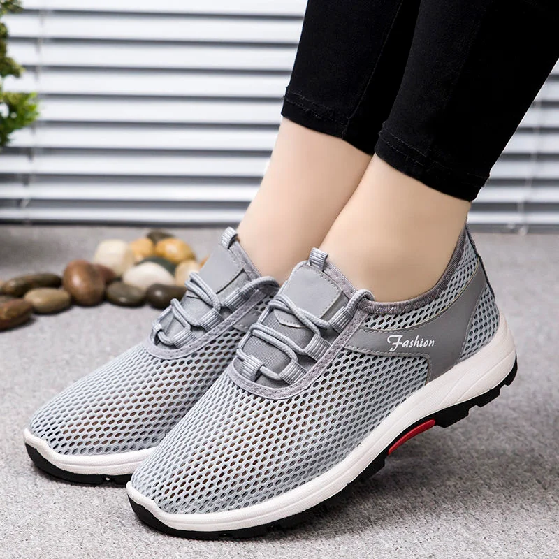 Sneakers Men Light Weight Casual Shoes Slip on Lazy Shoes Comfortable Couple jogging shoes Soft Breathable Net Shoes PD453