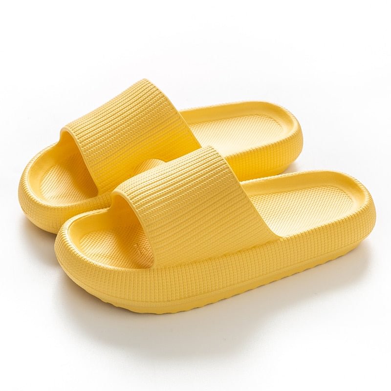 steve madden women's cozi pool slides