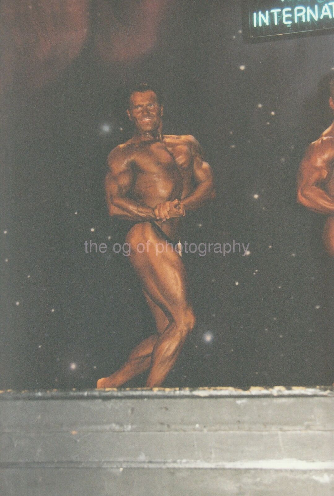 MUSCLE MAN Found Photo Poster paintinggraph Photo Poster paintingGRAPHER GENE MOZEE Bodybuilding POSER 92 11 K